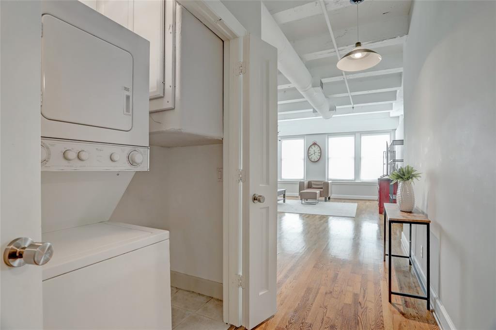 1120 Texas Street #6C, Houston, Texas image 12