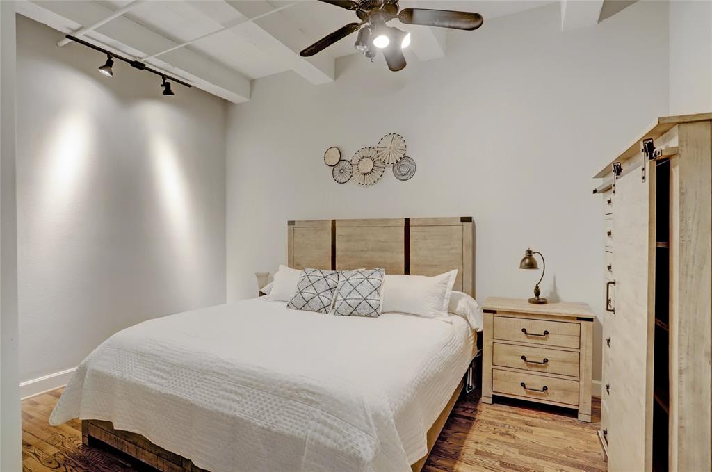 1120 Texas Street #6C, Houston, Texas image 3