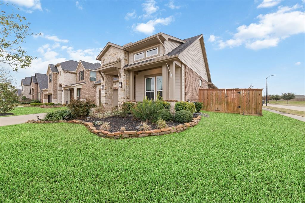 800 Stella Vista Court, Katy, Texas image 2
