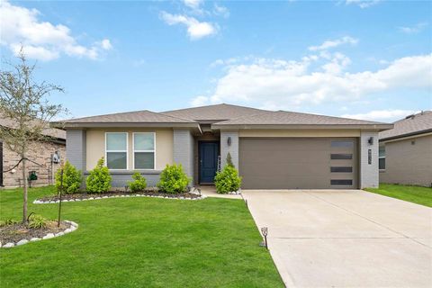 Single Family Residence in Rosharon TX 8015 House Bank Lane.jpg