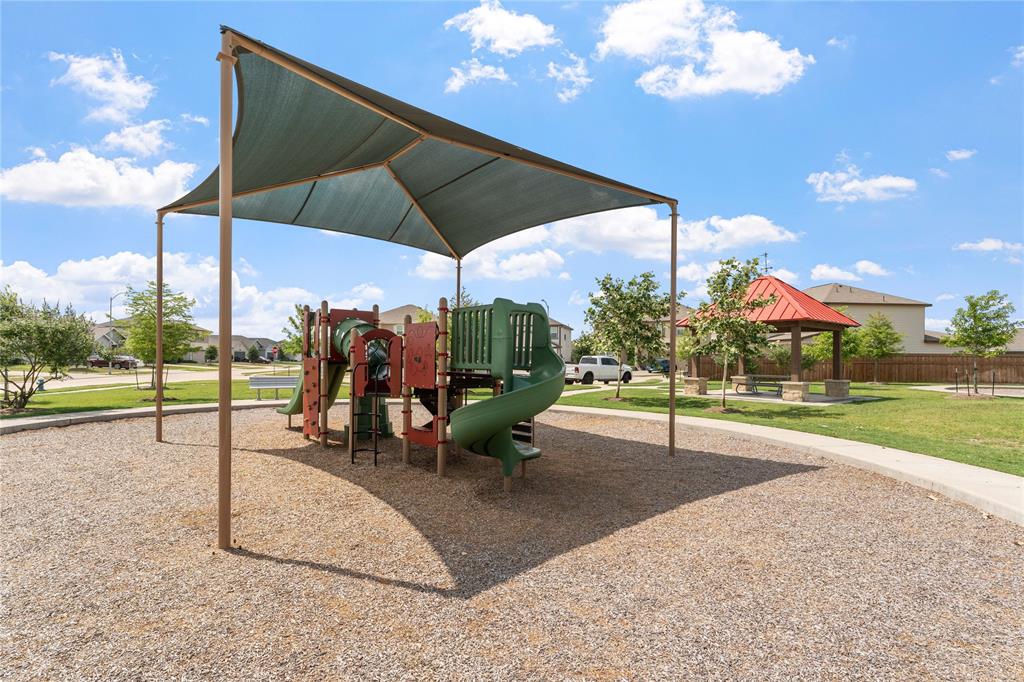 992 Blue Beech Lane, Brookshire, Texas image 20