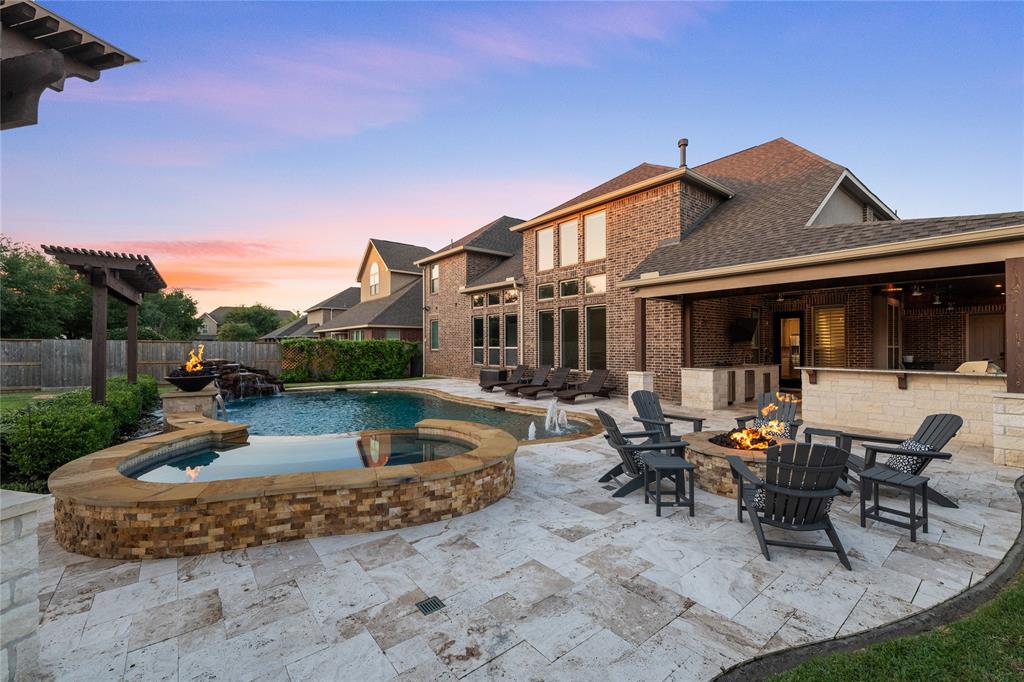 Spring, Texas 77379, United States, 6 Bedrooms Bedrooms, ,5 BathroomsBathrooms,Residential,Pending,106603