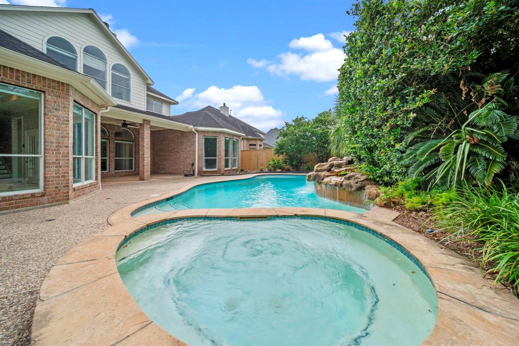 1706 Parklake Village, Katy, Texas image 42