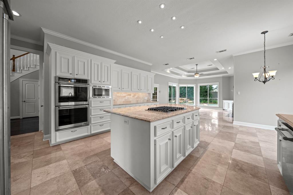 1706 Parklake Village, Katy, Texas image 16