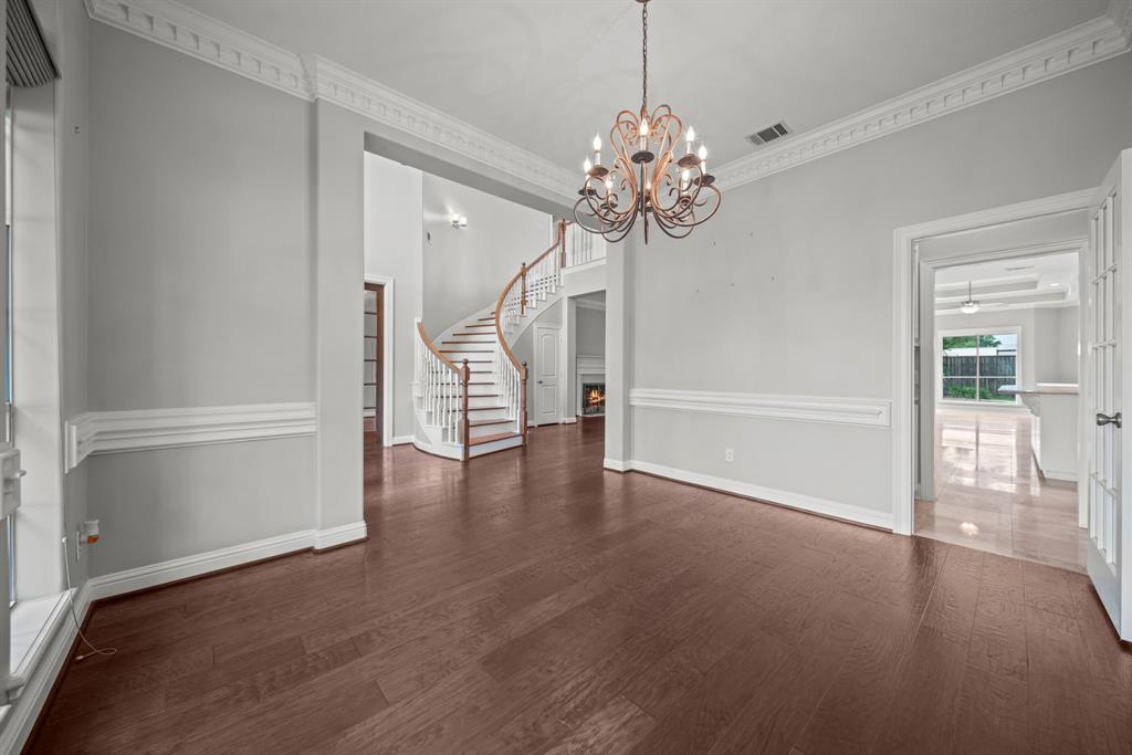 1706 Parklake Village, Katy, Texas image 11