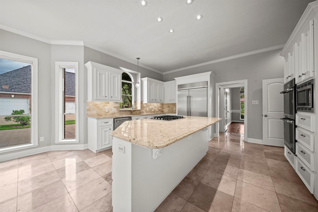 1706 Parklake Village, Katy, Texas image 18
