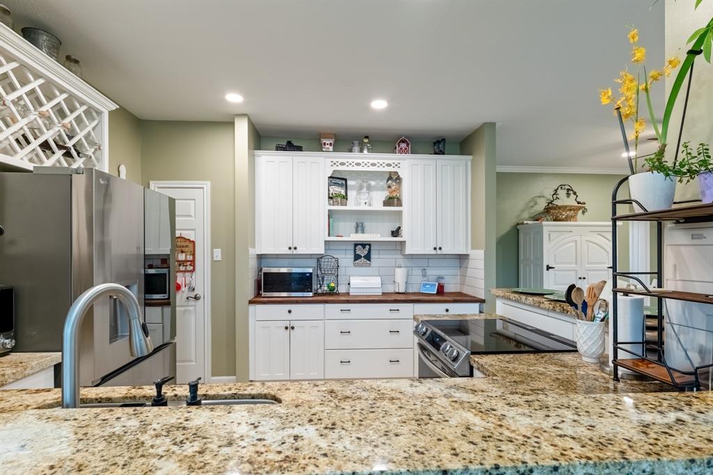 24403 Stanford Place Pl, Waller, Texas image 4