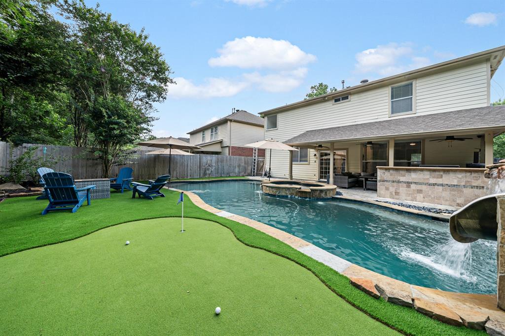 1122 Turnberry Park Lane