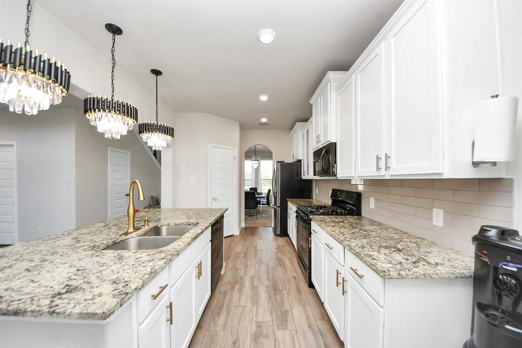 5312 Cascade Court, Alvin, Texas image 12