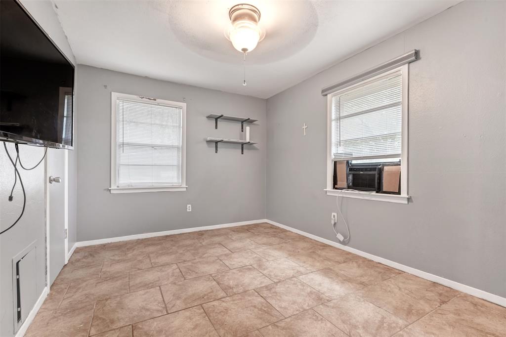 10 E Post Oak Lane, Shepherd, Texas image 20