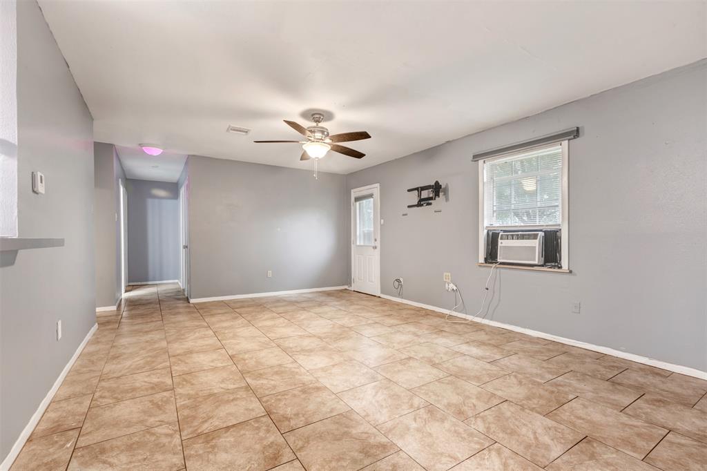 10 E Post Oak Lane, Shepherd, Texas image 14