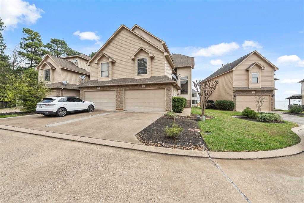 350 E Old Aqua Landing Lndg #350, Conroe, Texas image 3