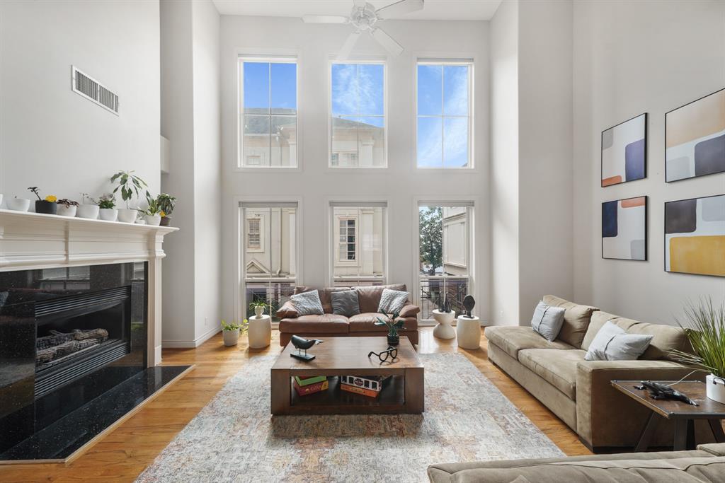 2514 South Boulevard #B, Houston, Texas image 2
