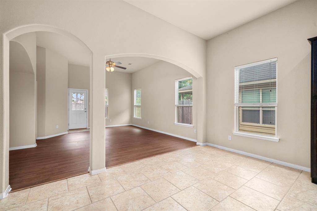25426 Saddlebrook Champion Way, Tomball, Texas image 10