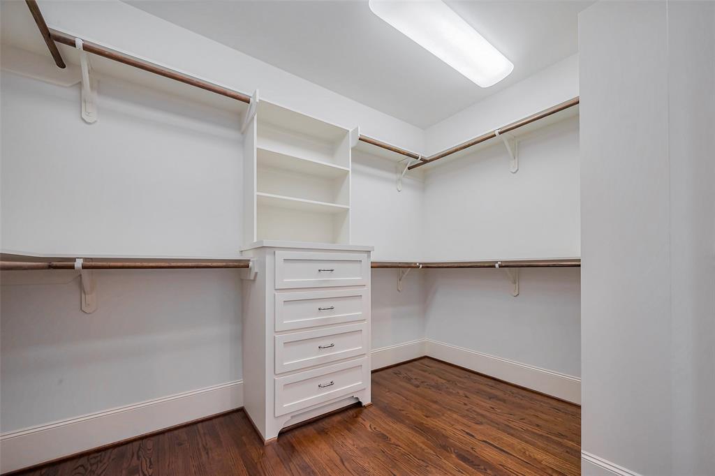 425 W 24th Street, Houston, Texas image 38