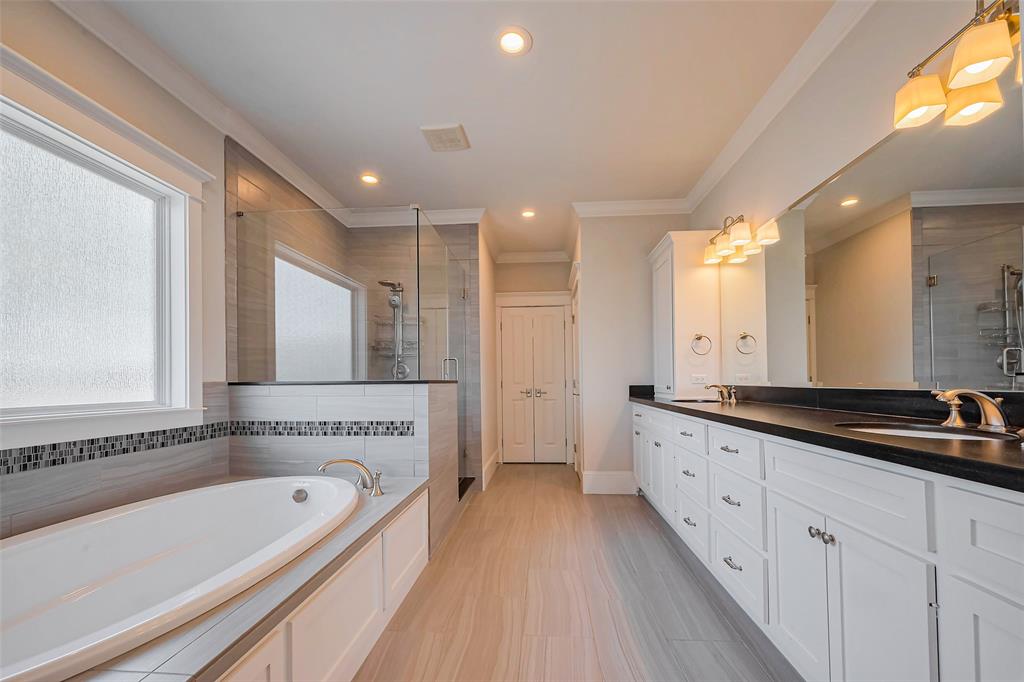 425 W 24th Street, Houston, Texas image 35