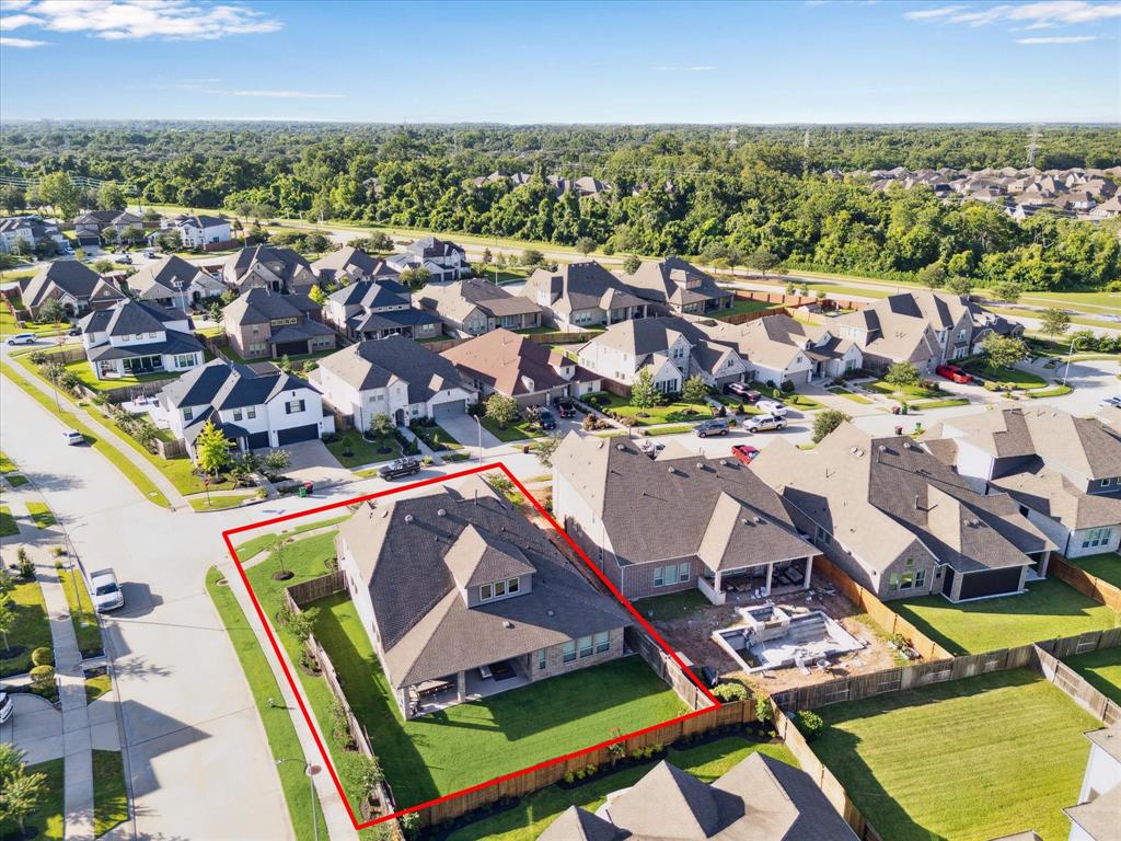 10602 Parkwood Court