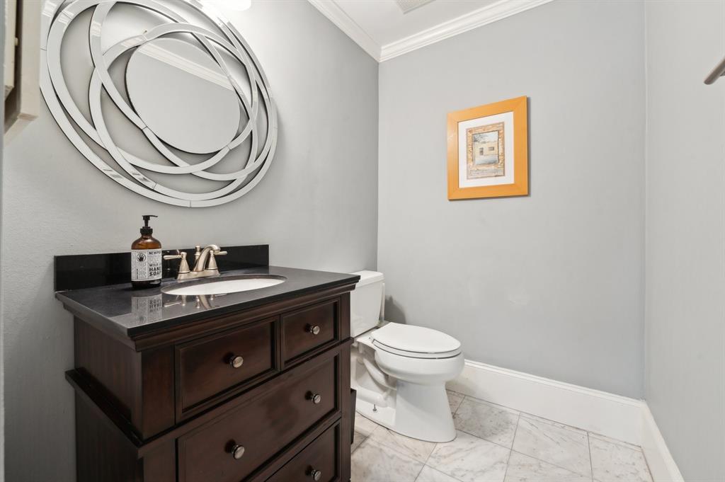 661 Bering Drive #703, Houston, Texas image 22