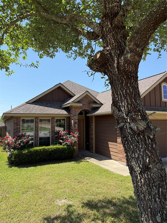 114 Brookside Drive, Huntsville, Texas image 2