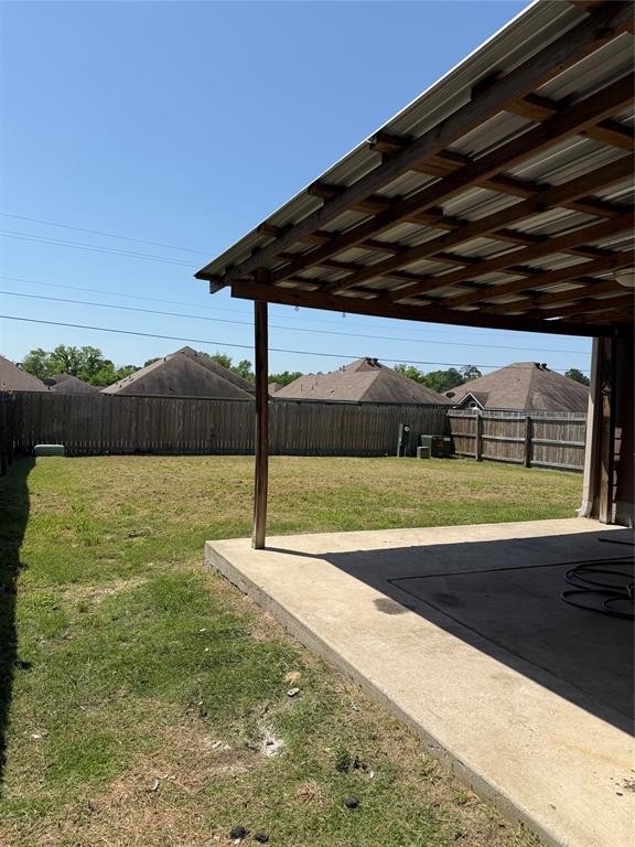 114 Brookside Drive, Huntsville, Texas image 7