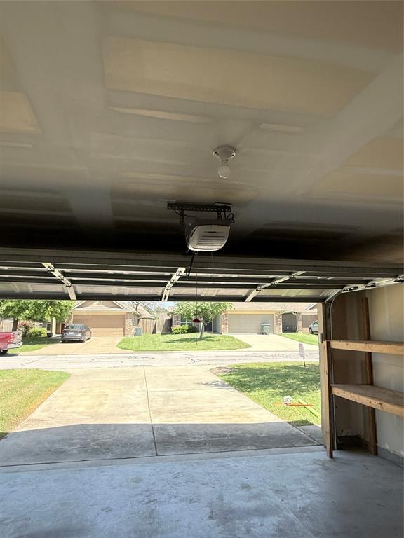 114 Brookside Drive, Huntsville, Texas image 8