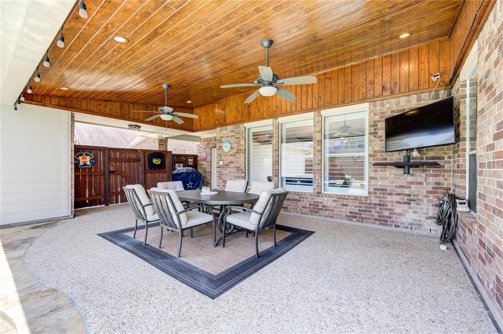 9907 Rollinson Park Drive