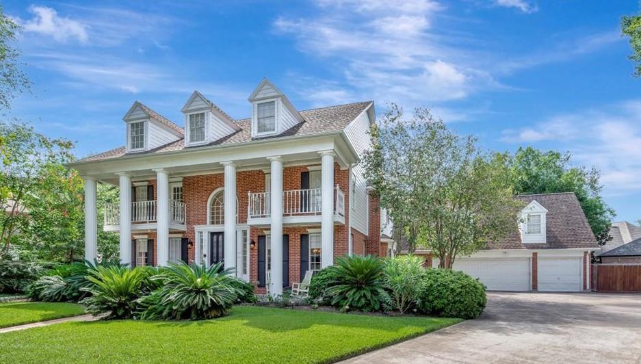 310 Oakview Circle