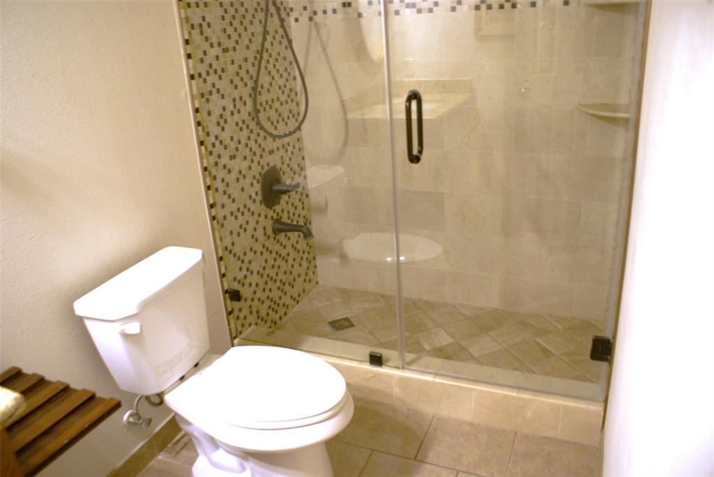 20518 Bonds Creek Lane, Spring, Texas image 36