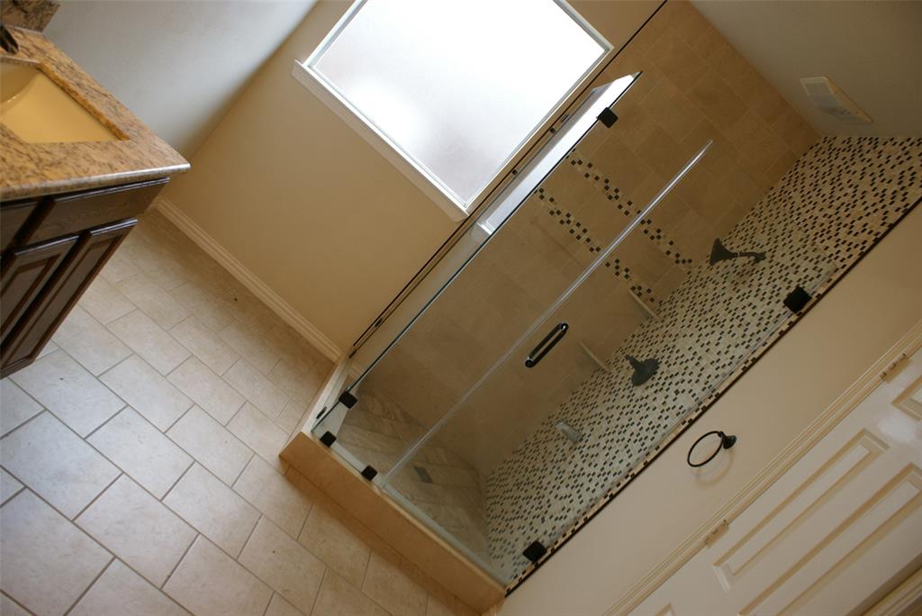 20518 Bonds Creek Lane, Spring, Texas image 24