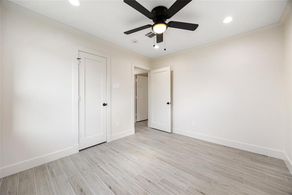 1041 Gardendale Drive, Houston, Texas image 13