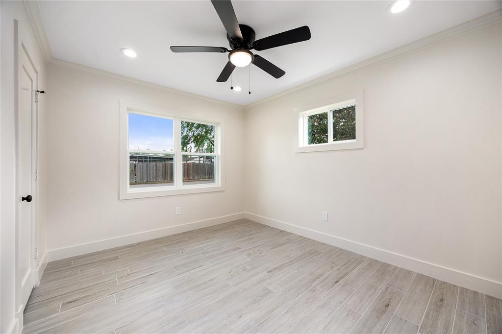 1041 Gardendale Drive, Houston, Texas image 14