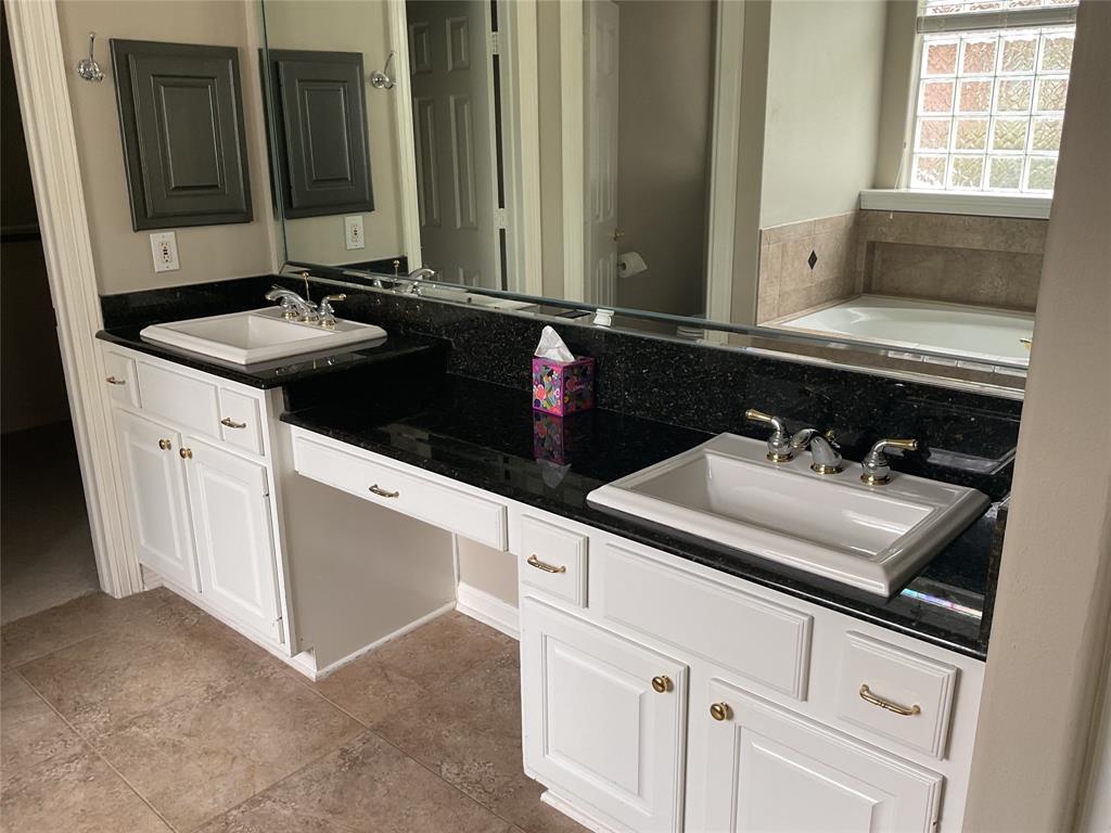 1322 Wellshire Drive Drive, Katy, Texas image 18