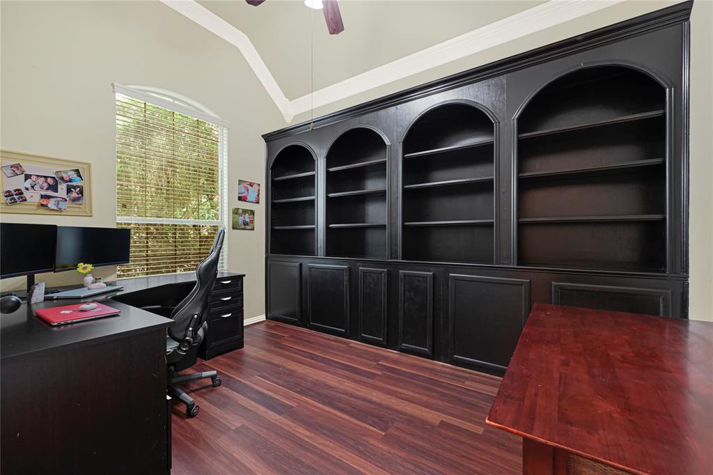 25007 Bahme Springs Lane, Porter, Texas image 2