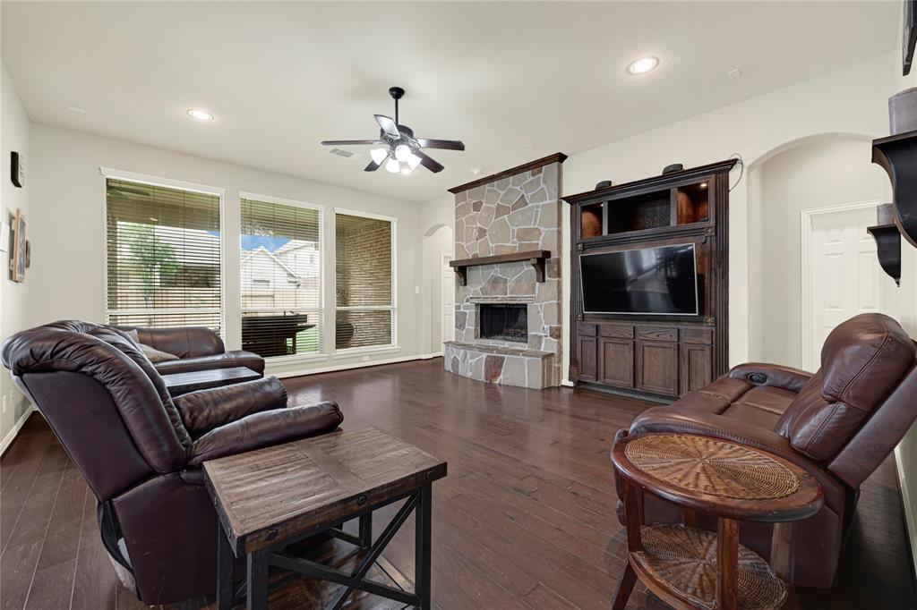 25007 Bahme Springs Lane, Porter, Texas image 5