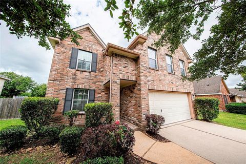 Single Family Residence in Pearland TX 3706 Burwood Court.jpg