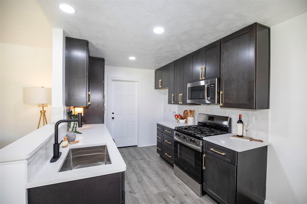 742 E Dartmouth Lane, Deer Park, Texas image 13
