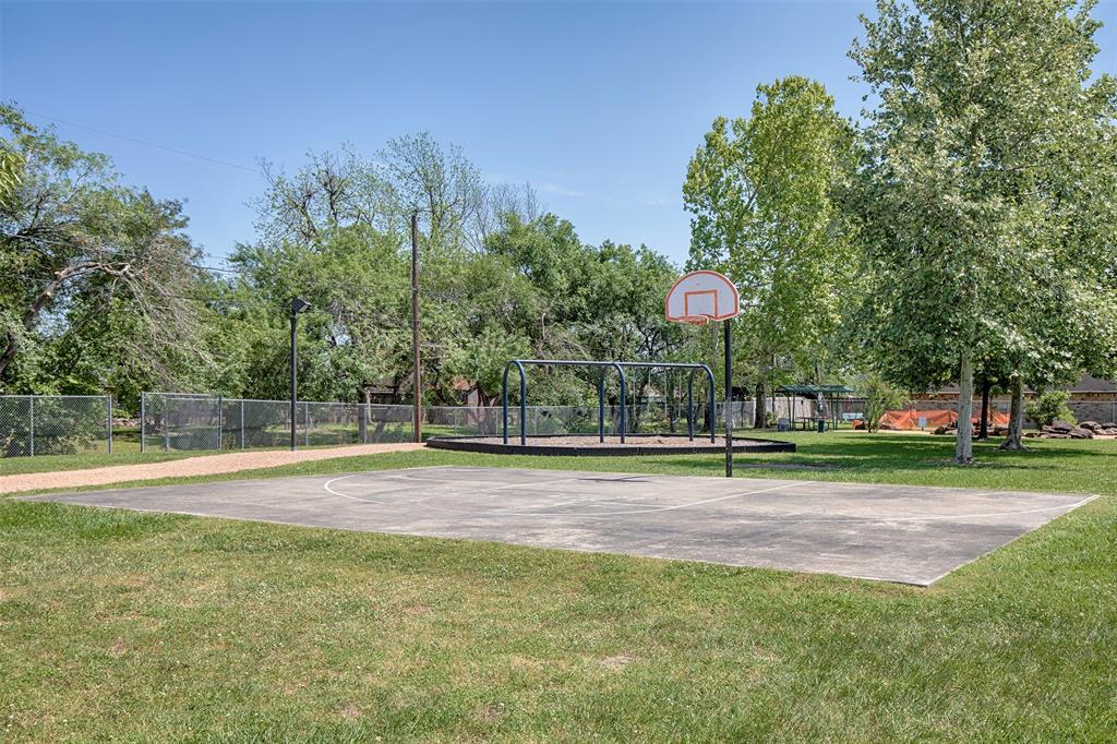 742 E Dartmouth Lane, Deer Park, Texas image 31