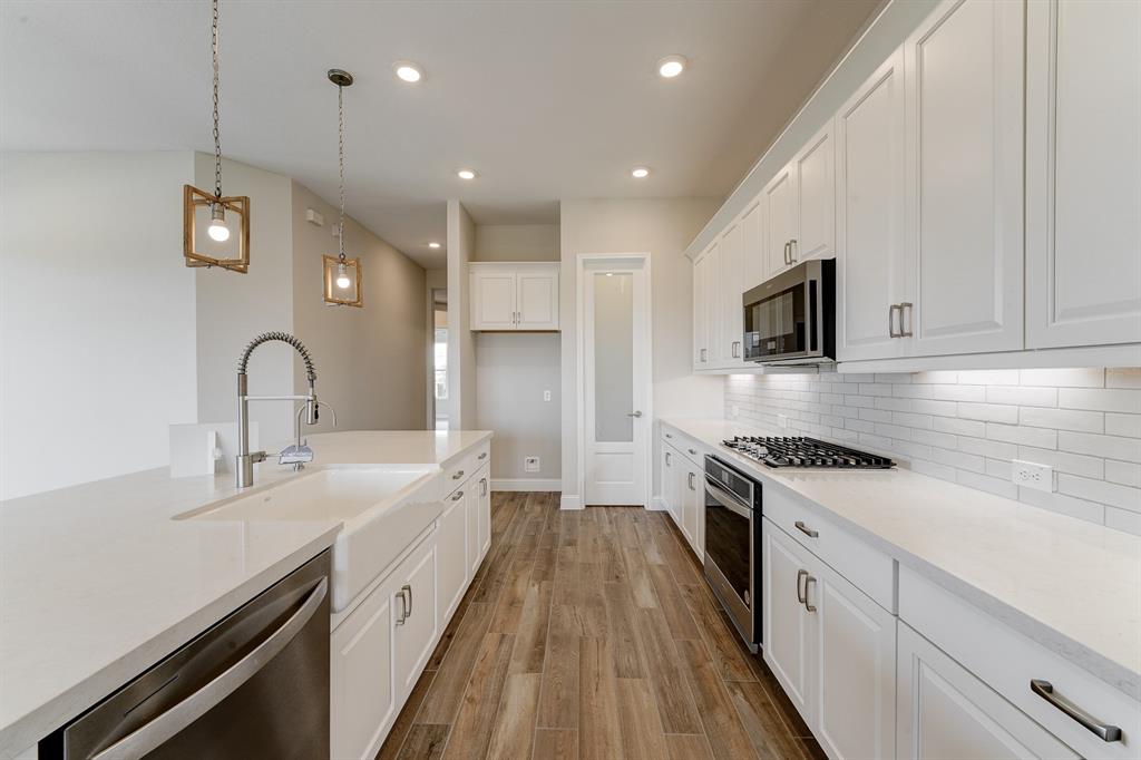 7631 Cattail Shallows Lane, Katy, Texas image 12