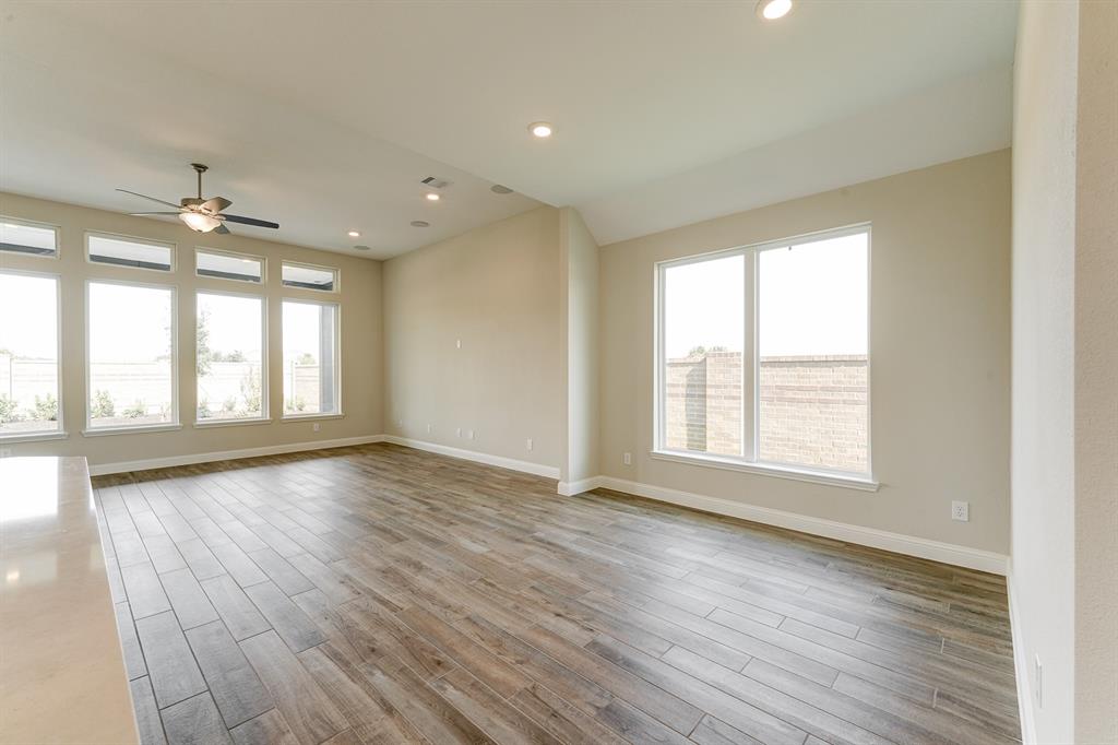7631 Cattail Shallows Lane, Katy, Texas image 16