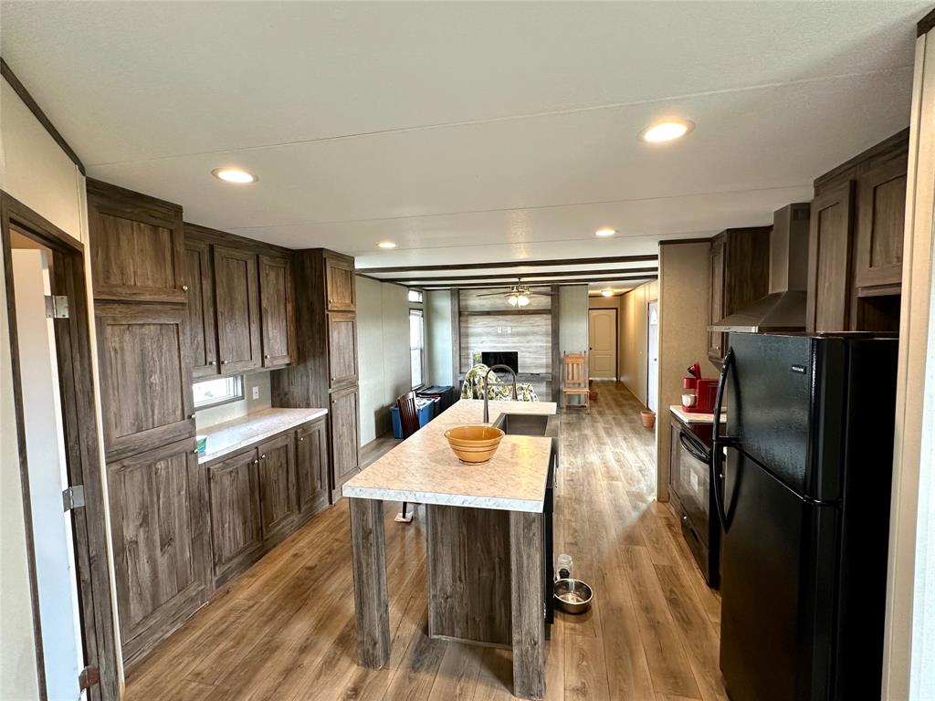 358 County Road 4521, Palacios, Texas image 7
