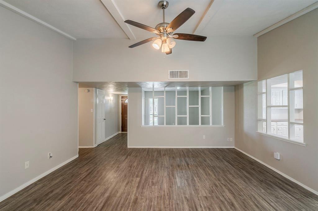 5802 Evening Shadows Lane, Spring, Texas image 10