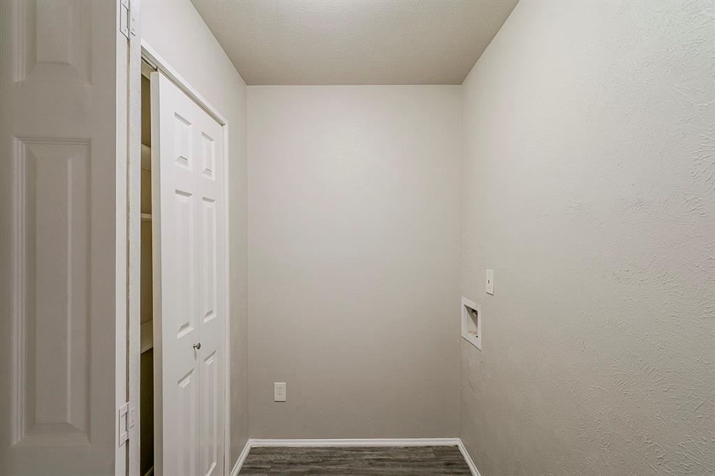 5802 Evening Shadows Lane, Spring, Texas image 9