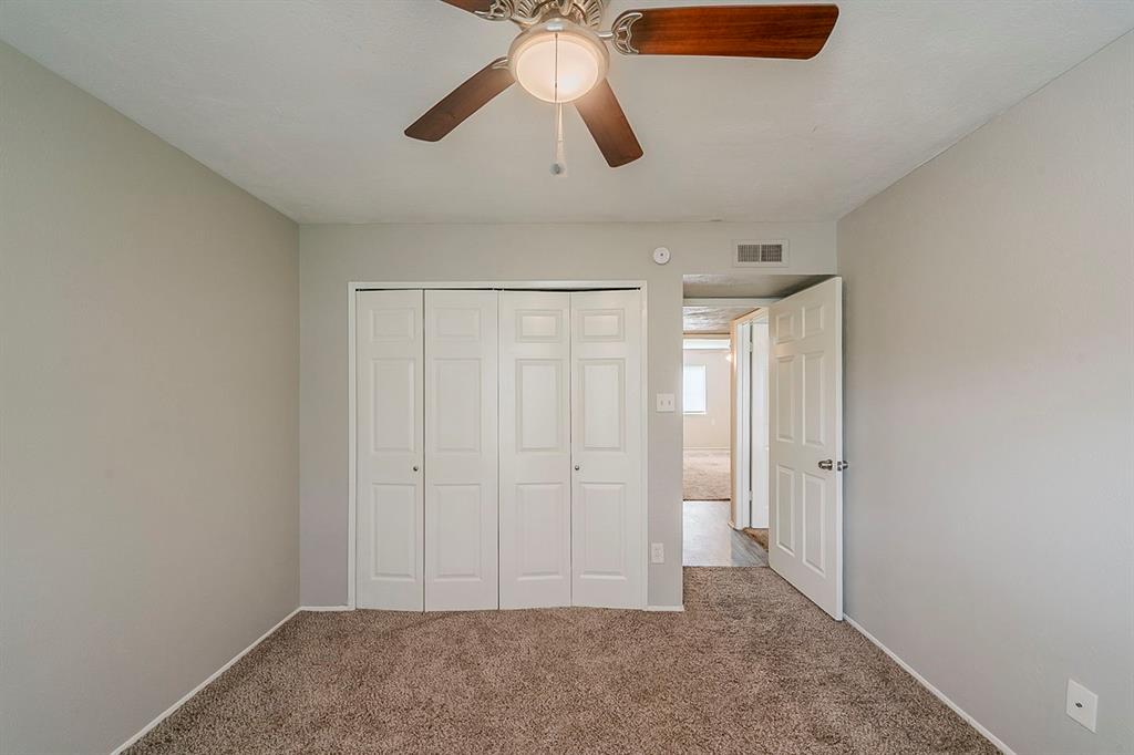 5802 Evening Shadows Lane, Spring, Texas image 19