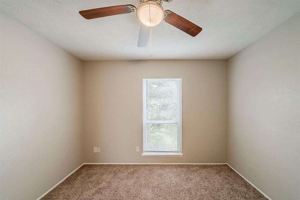 5802 Evening Shadows Lane, Spring, Texas image 18
