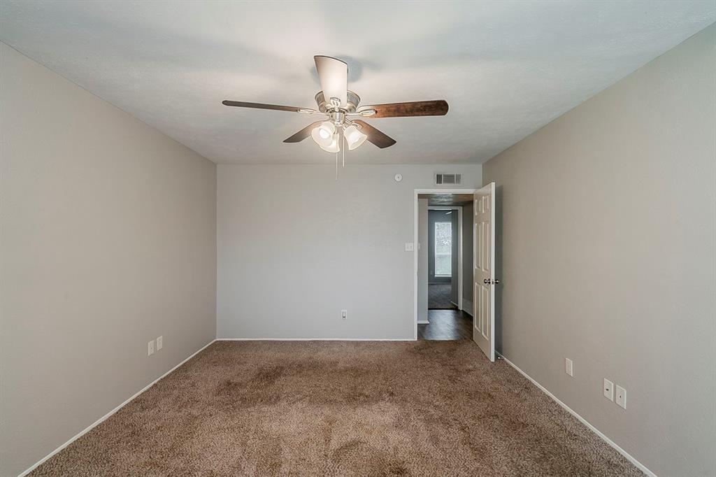5802 Evening Shadows Lane, Spring, Texas image 16