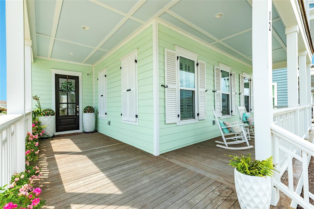 12 Caravelle Court