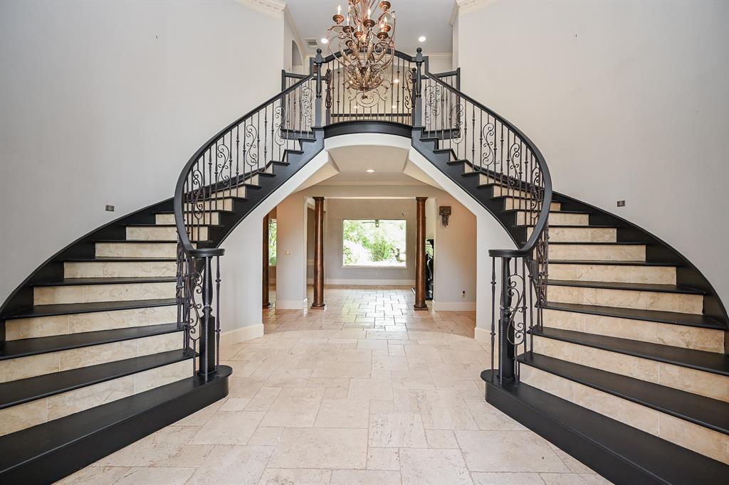 42 Lake Sterling Gate Drive