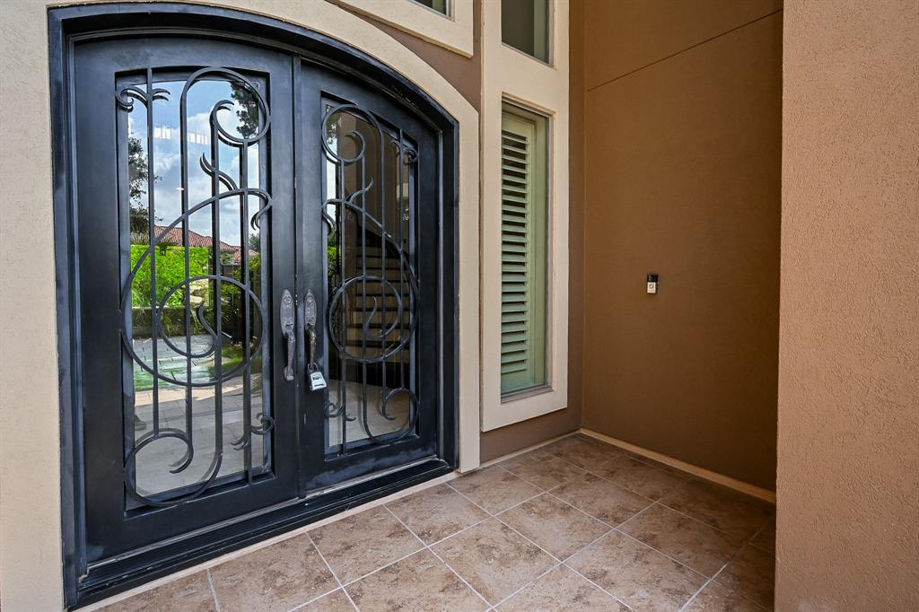 42 Lake Sterling Gate Drive