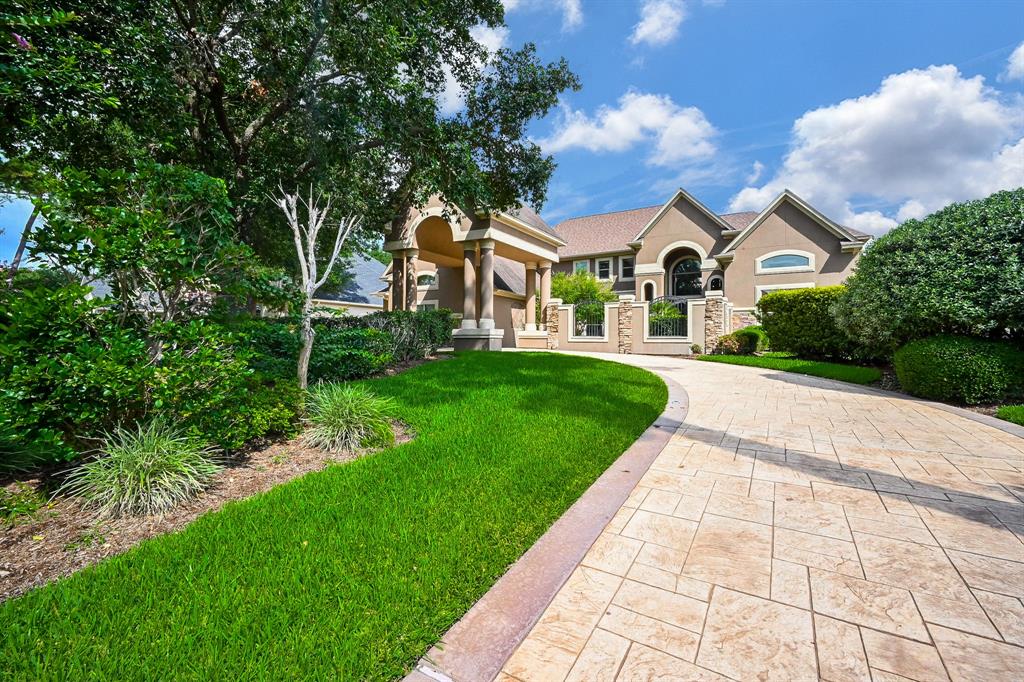 42 Lake Sterling Gate Drive