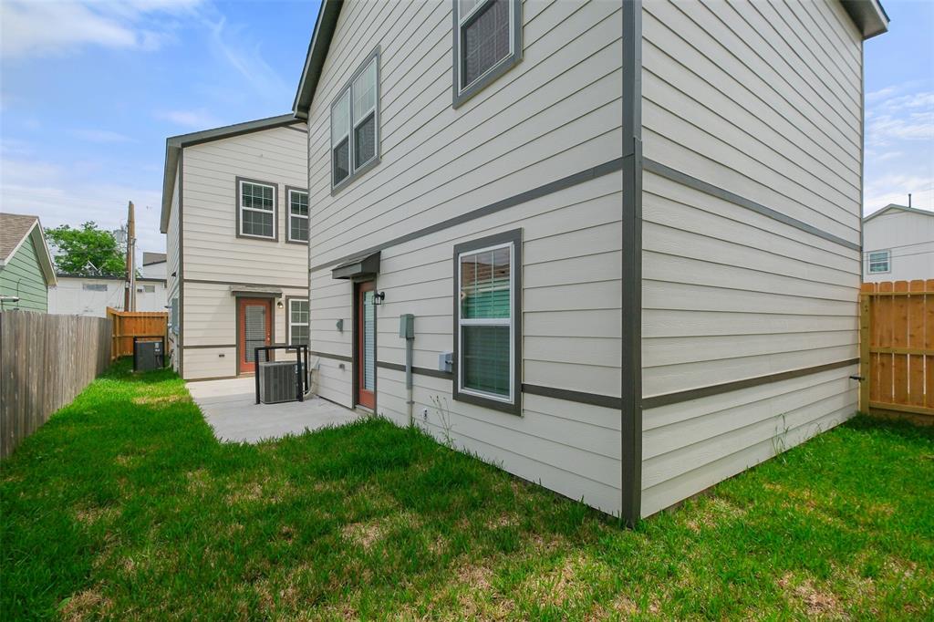 1711 Garden Ivy Lane, Pearland, Texas image 41